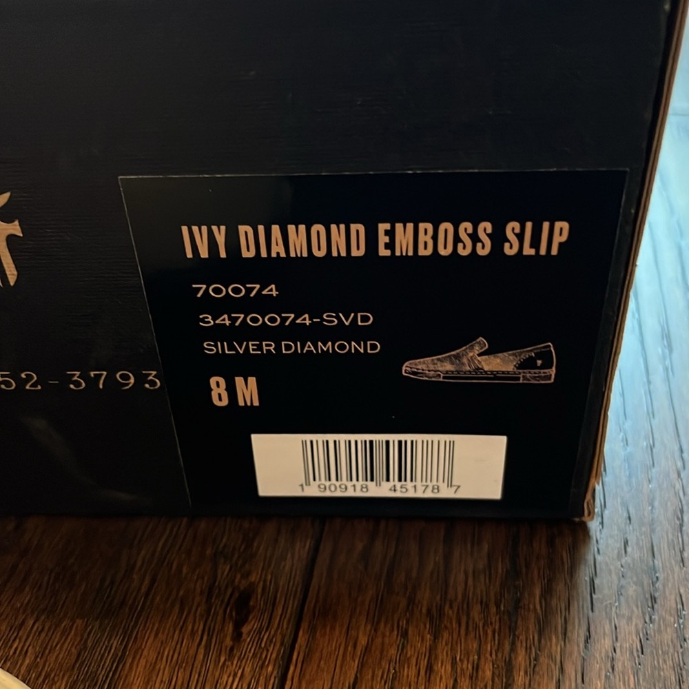 NIB Frye slip on sneakers - Picture 5 of 6